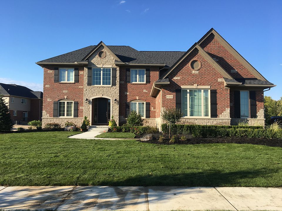 1st image of 51850 Pierce Dr #105