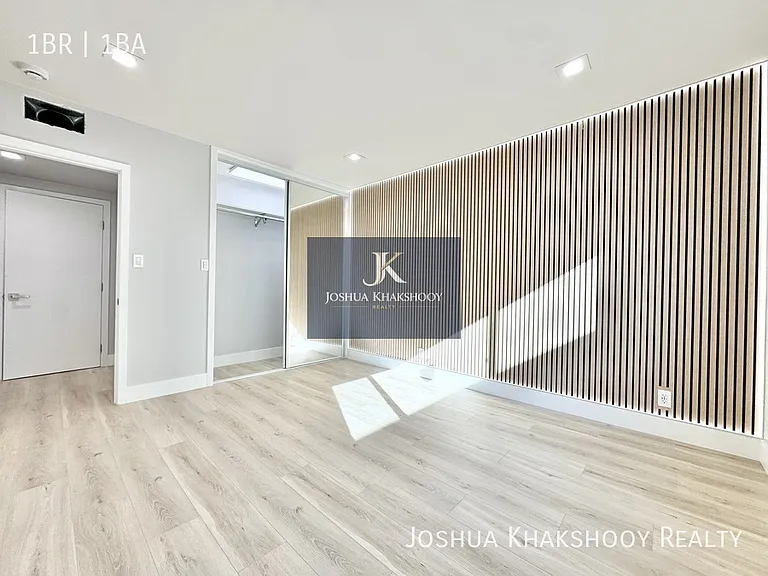 604 N Flores St #5 — Photo 12