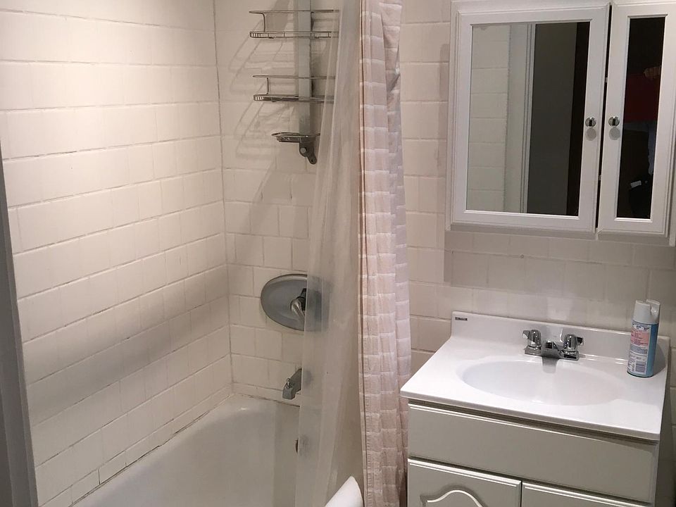 1st image of 479 Church St APT 1