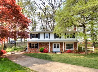 4820 Twinbrook Rd, Fairfax, VA 22032