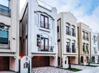 1061 W 16th St, Houston, TX 77008