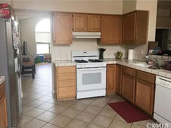 4th image of 6037 Catalina Ln