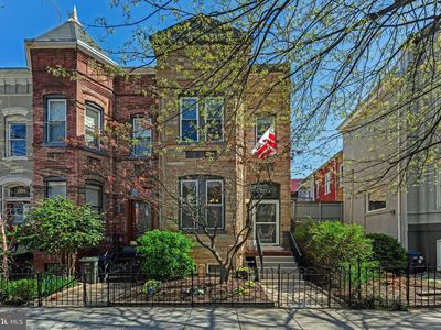 705 7th St NE, Washington, DC, 20002