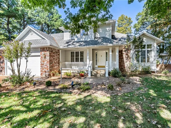 96 Holiday Island Dr, Eureka Springs, AR 72631