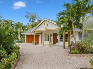 545 Flamevine Ln, Vero Beach, FL 32963