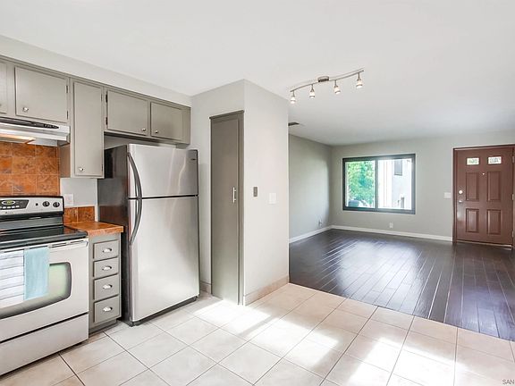 5th image of 2264 Caminito Pajarito Unit 142