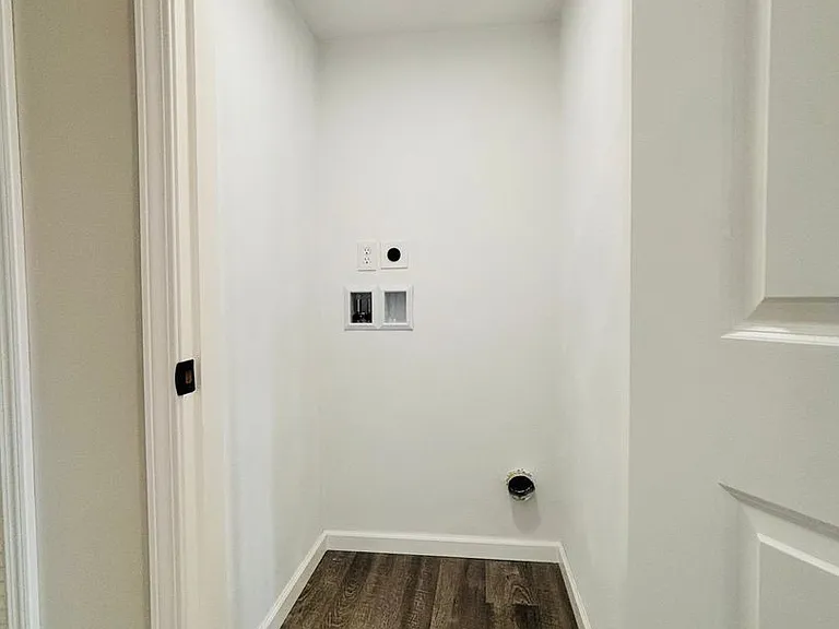 101 N Oak St #10 — Photo 5