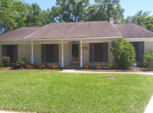 9828 Rhea Ct, Conroe, TX 77385