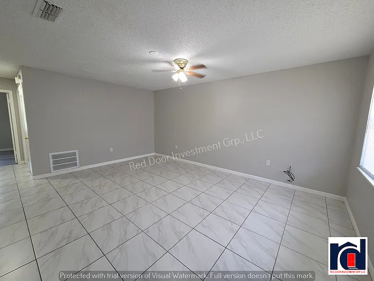 3831 NE 41st St #D — Photo 5