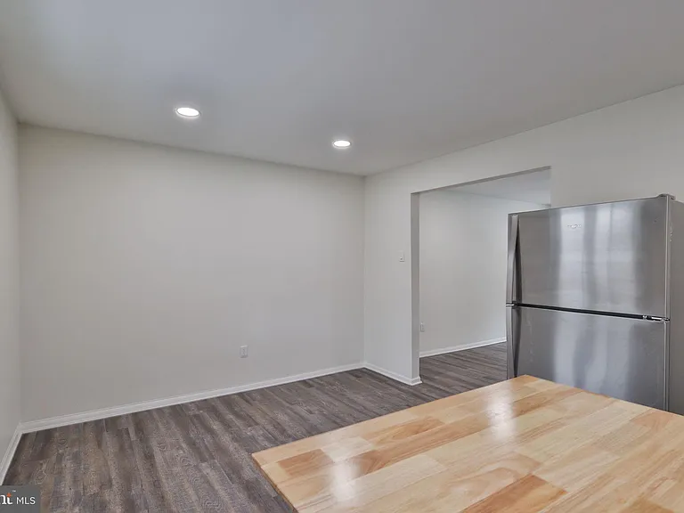 305 S Warminster Rd #B2 — Photo 20