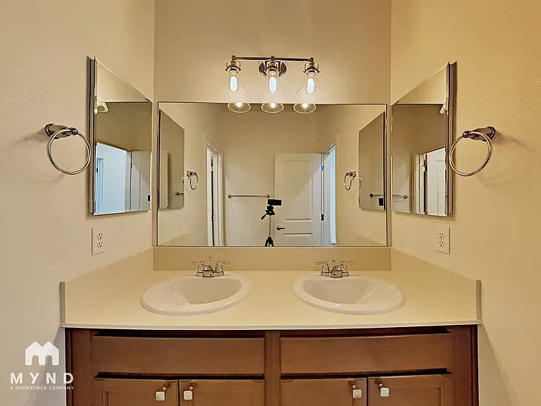 4873 Black Falcon Way — Photo 20