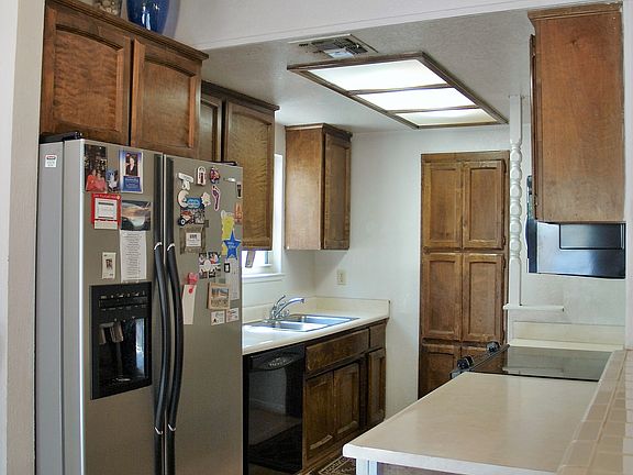 4th image of 6039 Shawnda Ct
