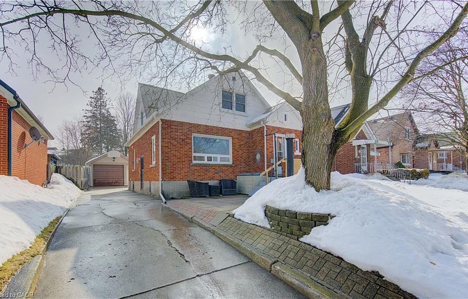 1st image of 83 Arnold St