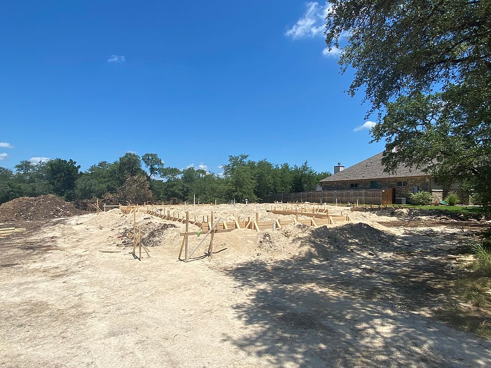 1st image of 111 Sereno Vista Ln