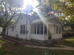 411 Peach St, Fruitport, MI