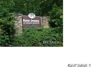 67 Wind Stone Dr, Asheville, NC 28804