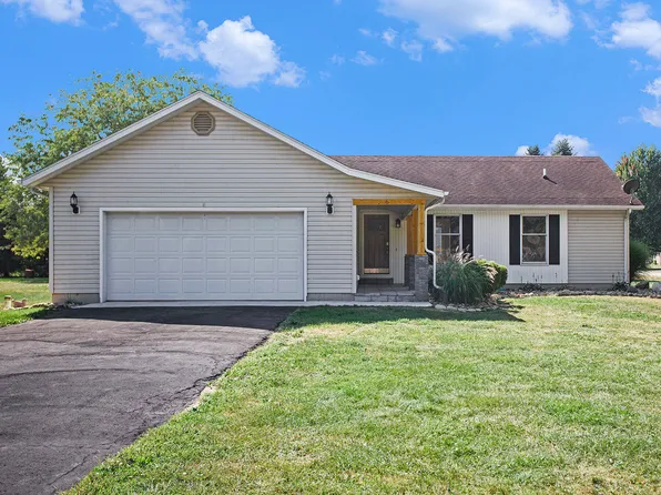 6 Friendship Ln, Marshall, MI 49068