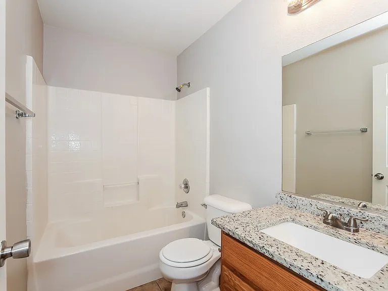 5936 Crestmont Dr — Photo 14