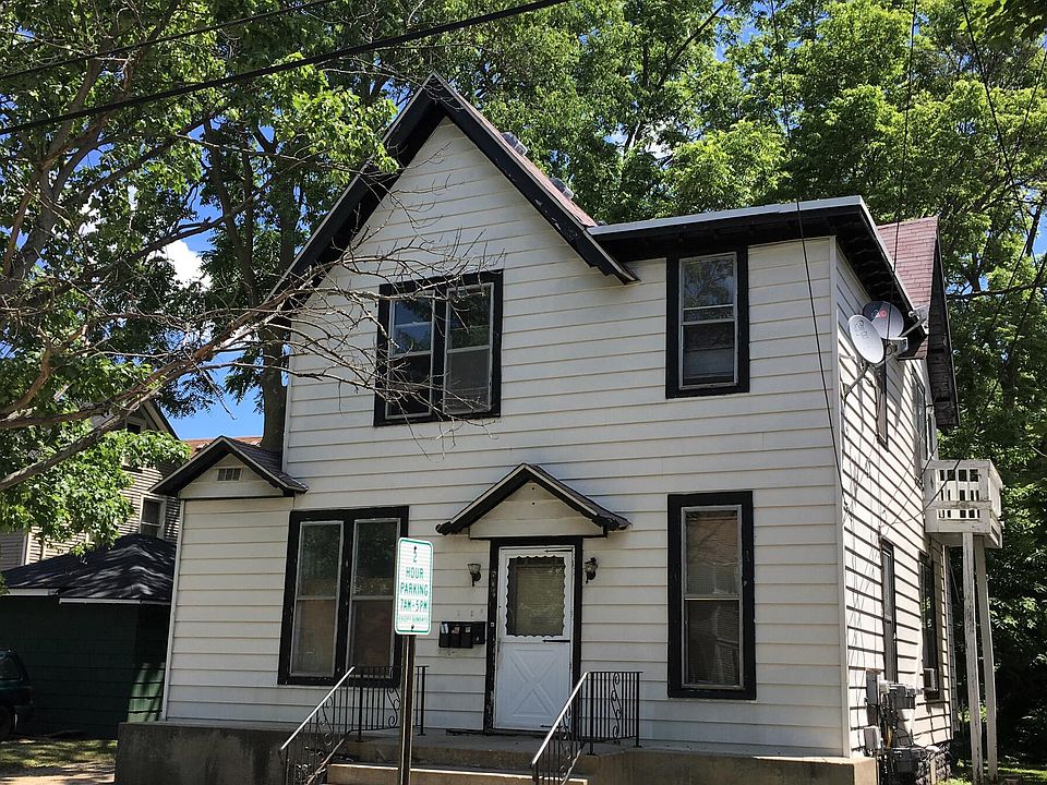 1st image of 609 Pearl St