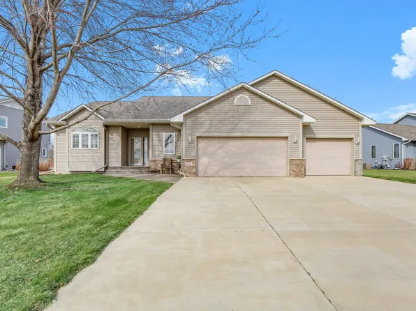 4107 Martin Ln, Hastings, MN 55033