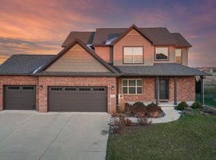 1804 Pfitzer Rd, Normal, IL 61761