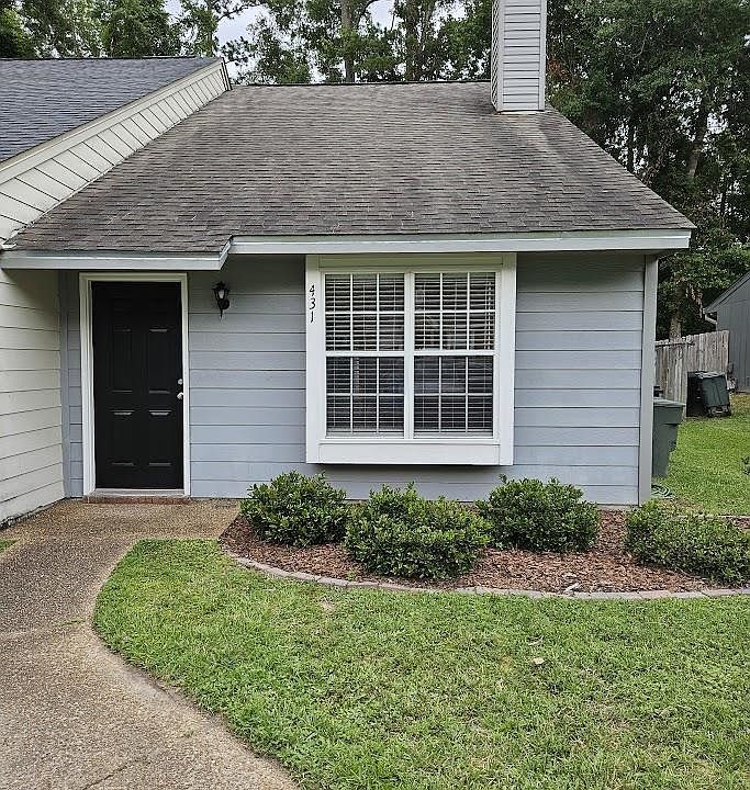 1st image of 431 Richview Park Cir E