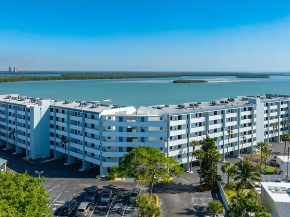 1085 Bald Eagle DR #B404, MARCO ISLAND, FL 34145