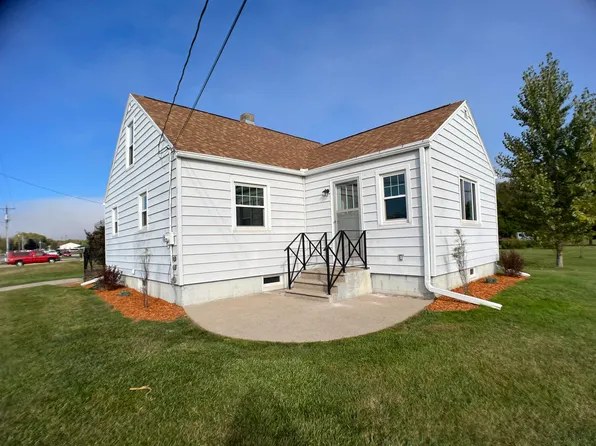 153 W Park St, Gillett, WI 54124