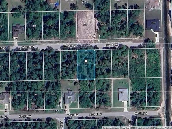 3409 62nd St W, Lehigh Acres, FL 33971
