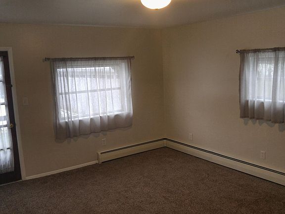 5th image of 68 N Vine St APT 1A