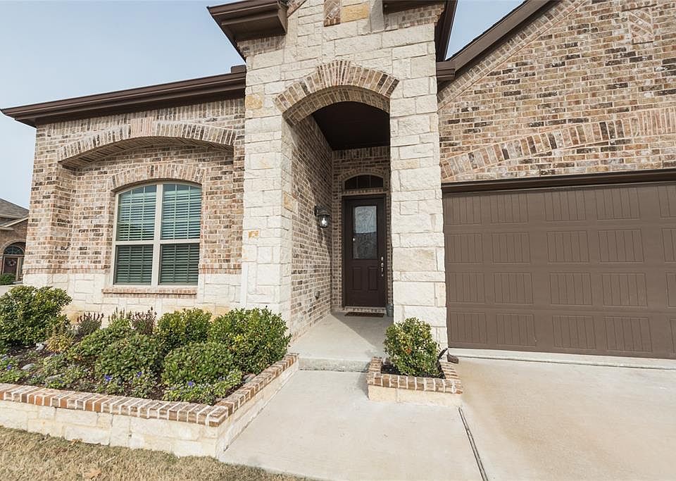 1st image of 15932 Dorrington Dr