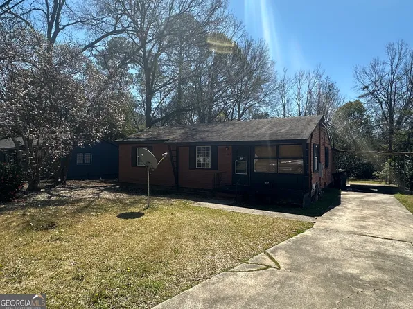 607 Courtland Ave, Fort Valley, GA 31030