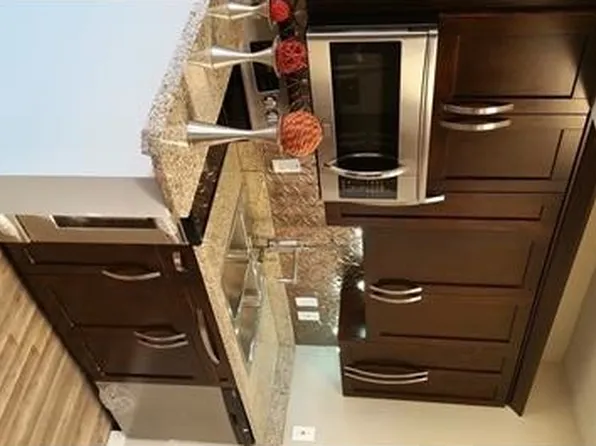 470 NW 139th St, North Miami, FL 33168