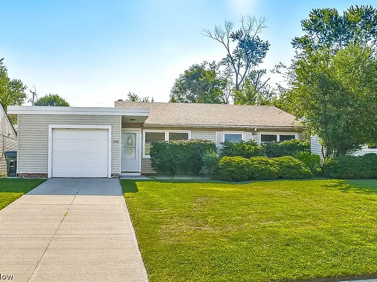 1223 Ranchland Dr — Photo 1