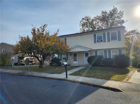 566 E 7th St, Northampton, PA 18067