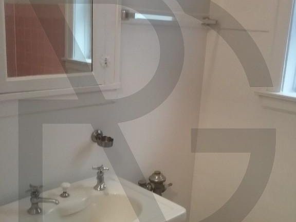 5th image of 2536 N Sawyer Ave #2536210