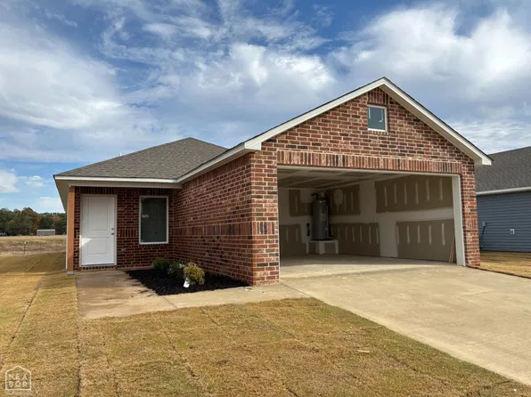 5702 Jordan St, Jonesboro, AR 72404