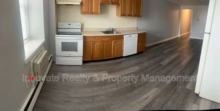 29 E Logan Ave #11 — Photo 1