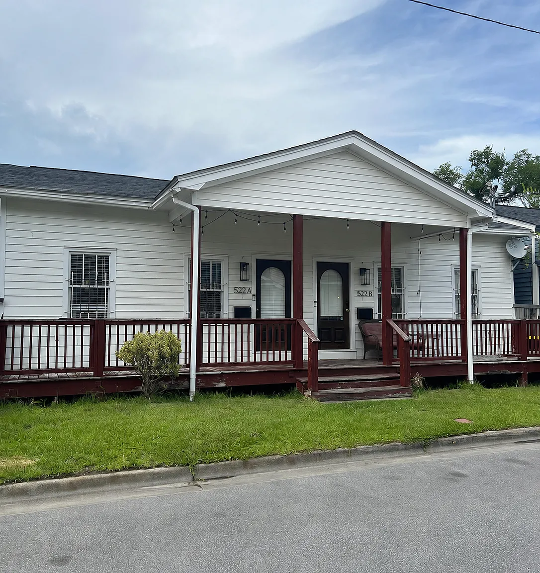 2 bed, 779 sqft, $1,750 — Photo 1