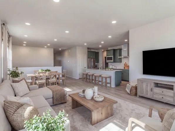 774 Trumpet Ct, Windsor, CO 80550