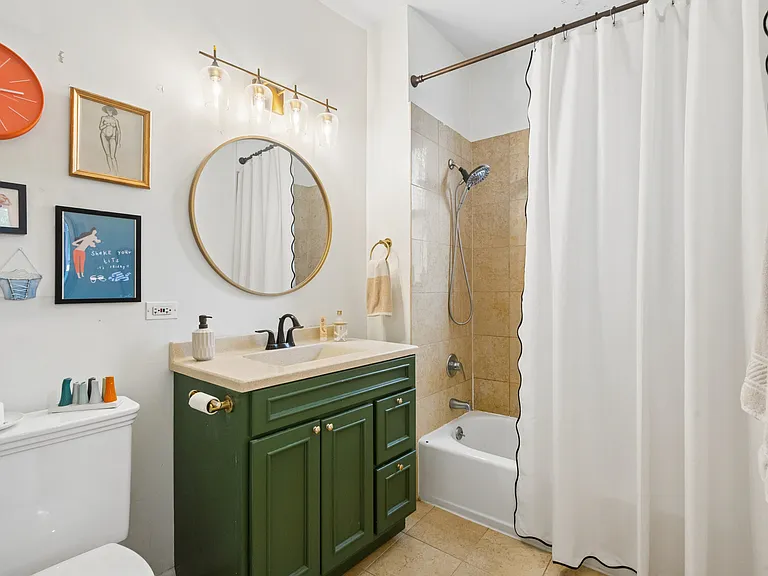 1474 W Carmen Ave #1 — Photo 4