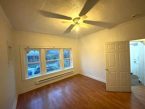 1874 Marloes Ave — Photo 10