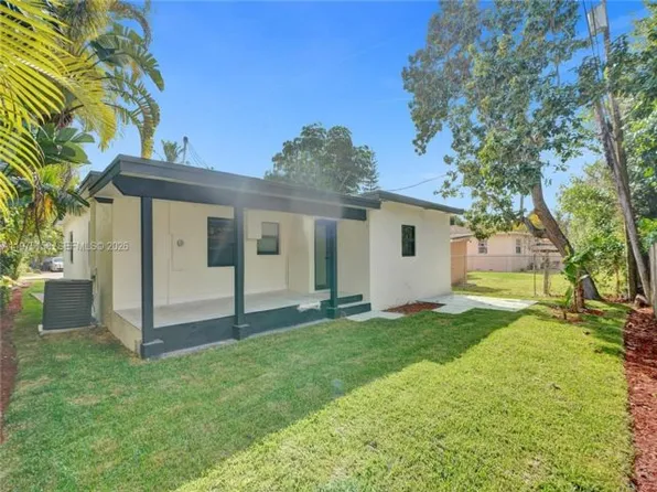 237 NE 110th Ter, Miami, FL