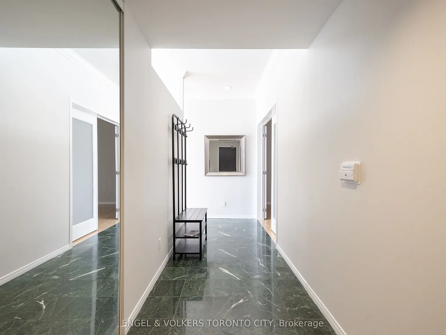 3 bed, $4,200 — Photo 3