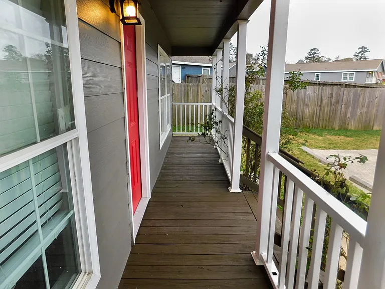 107 Varsity Dr — Photo 39