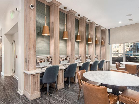 5th image of 5300 Riverside Dr #129