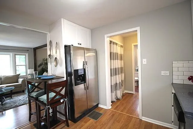 320 S Cass Ave — Photo 3