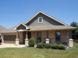 5861 Nathaniel Dr, Fort Worth, TX 76179