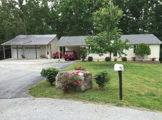 111 Sharon Dr, Crossville, TN 38555