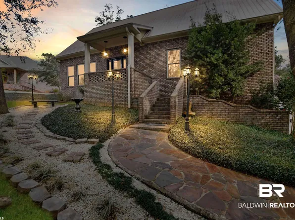 13 Victorian Dr, Fairhope, AL 36532
